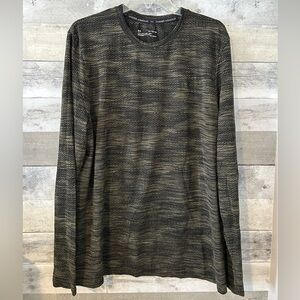 Under Armour Men's Gray Patterned Long Sleeve Tee